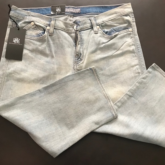 Rock & Republic Denim - Rock & Republic  Capri jeans